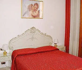 Guesthouse Ca' San Marcuola 1 Venice Italy